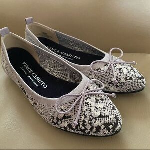 NEW Vince Camuto Flanna Washable Flats